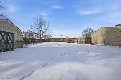 541 Blossom Avenue, Campbell, OH 44405 - Photo 27