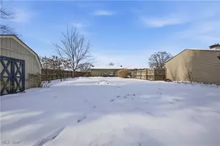 541 Blossom Ave, Campbell, OH 44405 - Photo 27