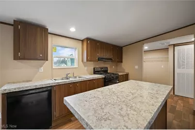 541 Lincoln Avenue, Struthers, OH 44471 - Photo 5
