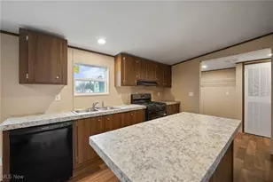 541 Lincoln Ave, Struthers, OH 44471 - Photo 5