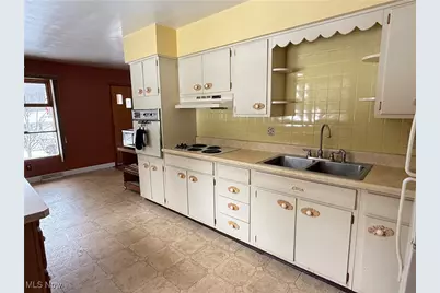 220 Delwood Street, Steubenville, OH 43952 - Photo 5