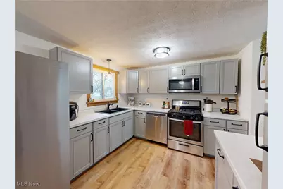 1545 Whitehall Drive, Mogadore, OH 44260 - Photo 13