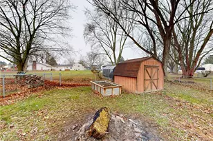 1545 Whitehall Dr, Mogadore, OH 44260 - Photo 39