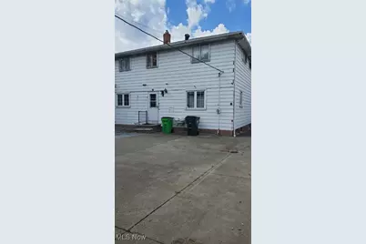 815 E 272nd Street, Euclid, OH 44132 - Photo 9