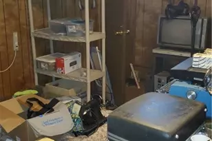 815 E 272nd St, Euclid, OH 44132 - Photo 23