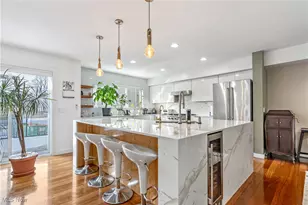 2252 W 5th St, Loveland, OH 44113 - Photo 9