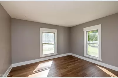 353 S Maple Street, Elyria, OH 44035 - Photo 23
