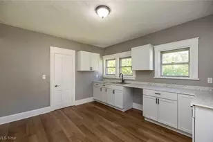 353 S Maple St, Elyria, OH 44035 - Photo 15