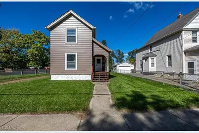 353 S Maple Street, Elyria, OH 44035 - Photo 1
