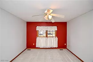 4887 Fireside Dr, Akron, OH 44319 - Photo 15