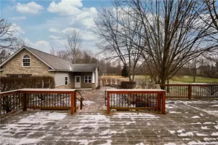 4887 Fireside Dr, Akron, OH 44319 - Photo 29