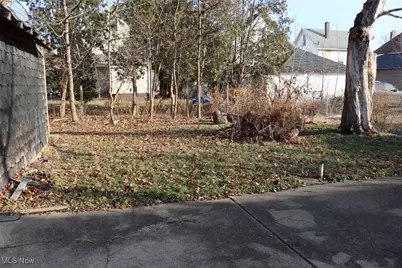 1418 Piper Court NW, Canton, OH 44703 - Photo 31