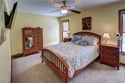 945 Harris Road, Sheffield Village, OH 44054 - Photo 19