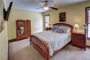 945 Harris Rd, Sheffield Village, OH 44054 - Photo 19