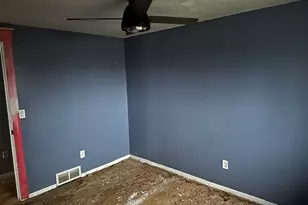 399 Ridgewood Dr, Eastlake, OH 44095 - Photo 15