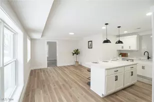 1038 Dell Cir NW, North Canton, OH 44720 - Photo 9