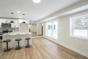 1038 Dell Cir NW, North Canton, OH 44720 - Photo 7