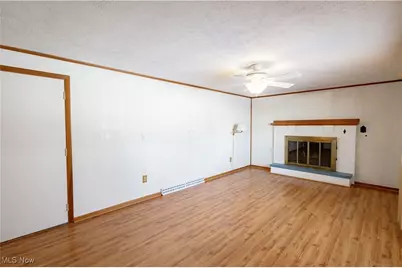 425 Providence Avenue SE, New Philadelphia, OH 44663 - Photo 17