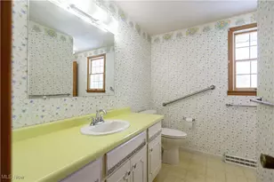 425 Providence Ave SE, New Philadelphia, OH 44663 - Photo 37