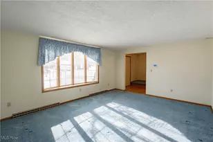 425 Providence Ave SE, New Philadelphia, OH 44663 - Photo 11