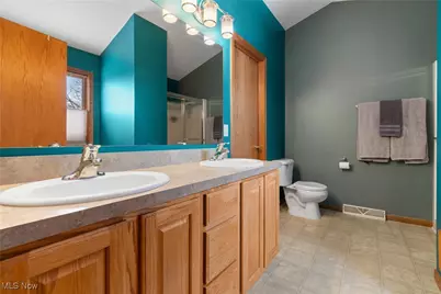 247 Hillside Drive, Wadsworth, OH 44281 - Photo 19