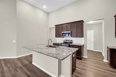 1236 Selena Grove, Uniontown, OH 44685 - Photo 9