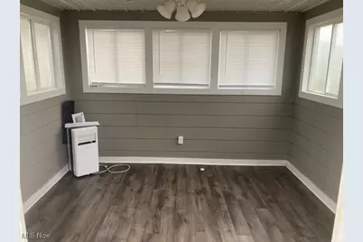 10748 State Route 258 SE, Uhrichsville, OH 44683 - Photo 13