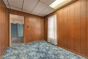 525 Church St, Kipton, OH 44049 - Photo 9