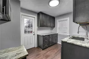 1134 W 19th St, Lorain, OH 44052 - Photo 17