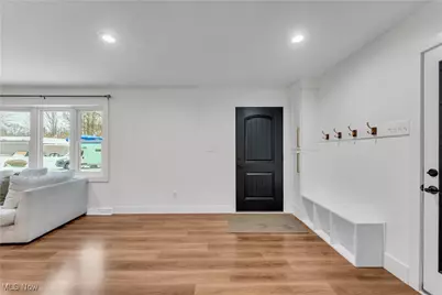 2911 Lydia Drive, Grandview Heights, OH 44147 - Photo 25