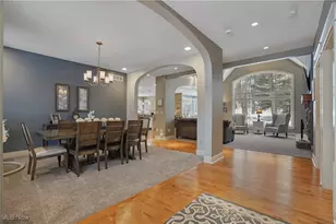 1957 W Swan Lake Cir, Kent, OH 44240 - Photo 3