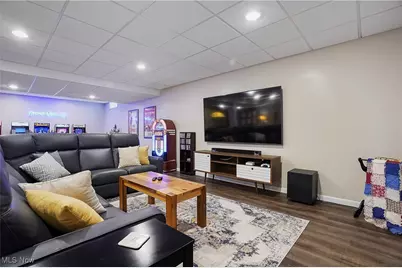 1957 W Swan Lake Circle, Kent, OH 44240 - Photo 37