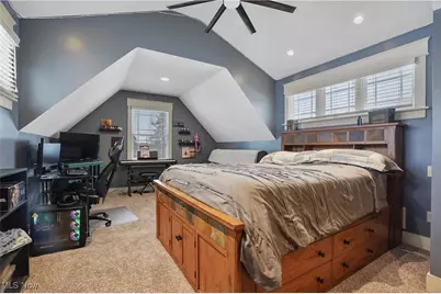 1957 W Swan Lake Circle, Kent, OH 44240 - Photo 29