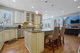 1957 W Swan Lake Cir, Kent, OH 44240 - Photo 15