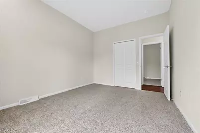 578 N Main Street, Amherst, OH 44001 - Photo 27