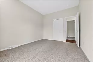 578 N Main St, Amherst, OH 44001 - Photo 27