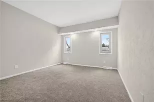 578 N Main St, Amherst, OH 44001 - Photo 23