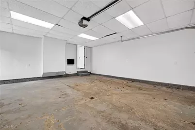 578 N Main Street, Amherst, OH 44001 - Photo 39