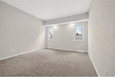 578 N Main Street, Amherst, OH 44001 - Photo 21