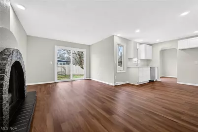 578 N Main Street, Amherst, OH 44001 - Photo 17