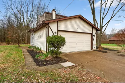 578 N Main Street, Amherst, OH 44001 - Photo 41