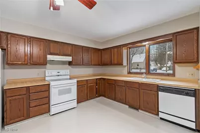 601 Sill Avenue, Cuyahoga Falls, OH 44221 - Photo 13