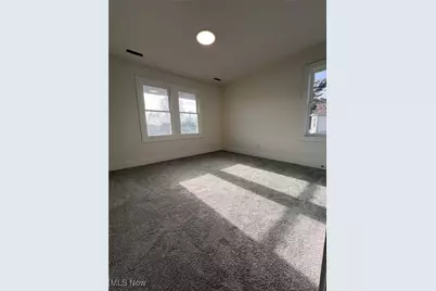 221 W 10th Street, Dover, OH 44622 - Photo 35