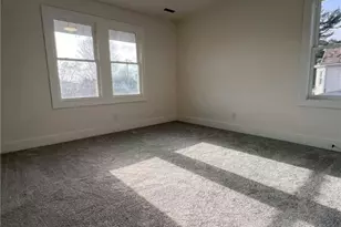 221 W 10th St, Dover, OH 44622 - Photo 35