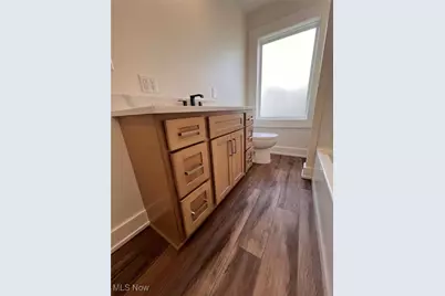 221 W 10th Street, Dover, OH 44622 - Photo 37