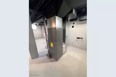 221 W 10th Street, Dover, OH 44622 - Photo 47