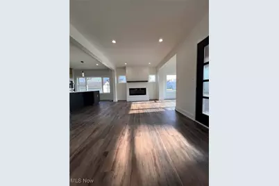 221 W 10th Street, Dover, OH 44622 - Photo 25