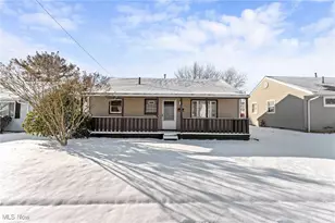 2103 Bollinger Ave NE, Canton, OH 44705 - Photo 1