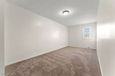 2103 Bollinger Avenue NE, Canton, OH 44705 - Photo 17