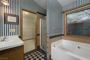 1426 Cherry Wood Cir, Wadsworth, OH 44281 - Photo 27